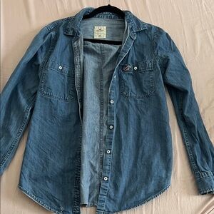 Hollister Women’s Medium Blue Denim Button-Down Shirt